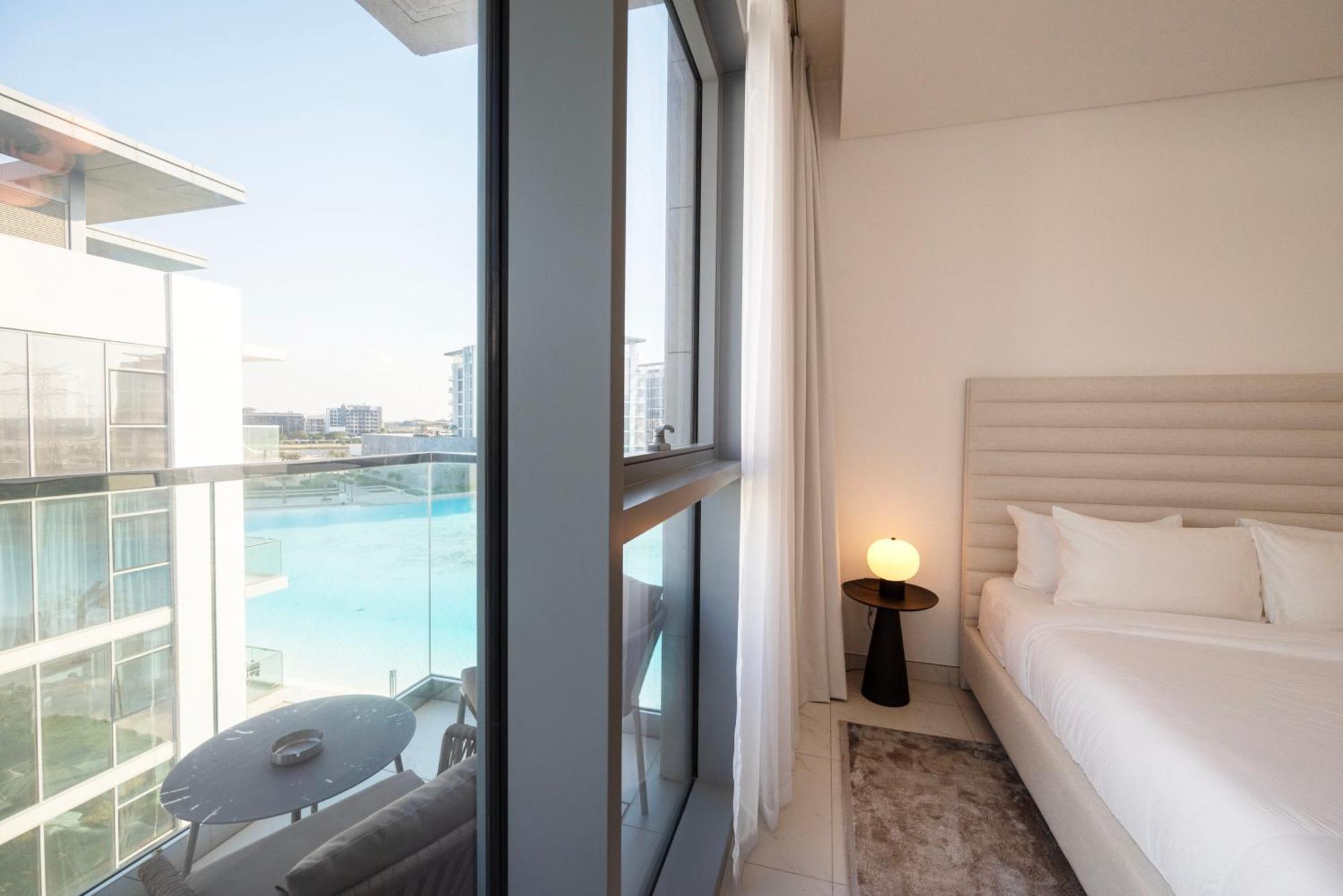 Modern 1br With Waterfront View Apartment *